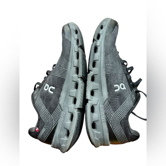 On Running Black Sneakers - Picture 11 of 13